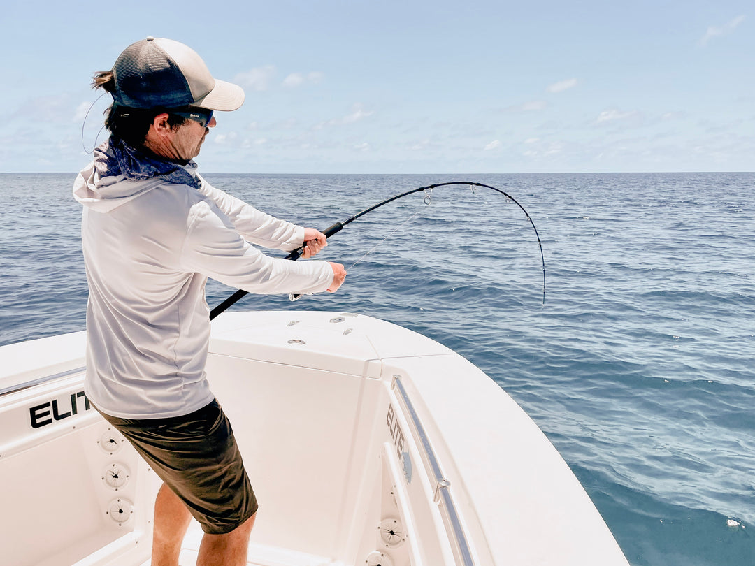 Angler fighting a fish with the Fishlogica Sirius Virtue FSV-820MH offshore rod loaded up